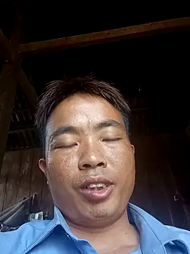 Snapshot of boy-pho- chatting on March 30, 2026, 4:13 am boy-pho- online show from March 30, 2026, 4:13 am