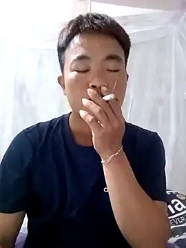 Snapshot of boy-pho- chatting on April 1, 2026, 2:03 pm boy-pho- online show from April 1, 2026, 2:03 pm
