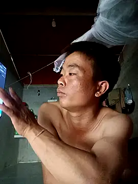 Snapshot of boy-pho- chatting on April 7, 2026, 7:31 am boy-pho- online show from April 7, 2026, 7:31 am