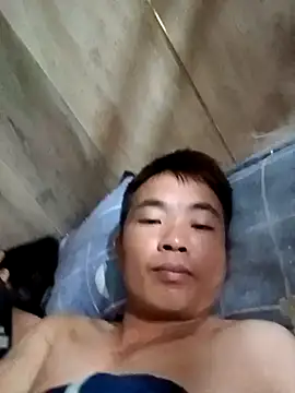 Snapshot of boy-pho- chatting on May 14, 2026, 1:45 am boy-pho- online show from May 14, 2026, 1:45 am