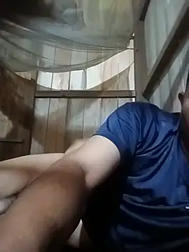 Snapshot of boy-pho- chatting on June 7, 2026, 12:37 am boy-pho- online show from June 7, 2026, 12:37 am