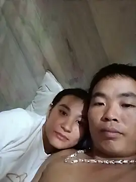 Snapshot of boy-pho- chatting on July 6, 2026, 1:30 pm boy-pho- online show from July 6, 2026, 1:30 pm