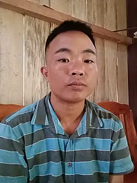 Snapshot of boy-pho- chatting on July 10, 2026, 3:55 am boy-pho- online show from July 10, 2026, 3:55 am