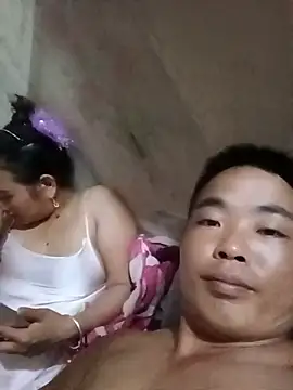 Snapshot of boy-pho- chatting on July 22, 2026, 1:58 pm boy-pho- online show from July 22, 2026, 1:58 pm
