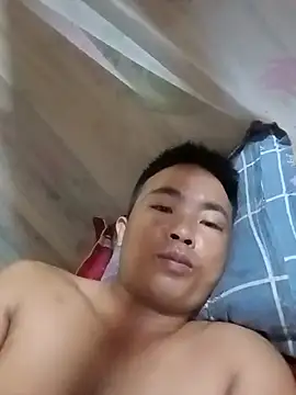 Snapshot of boy-pho- chatting on July 27, 2026, 4:36 pm boy-pho- online show from July 27, 2026, 4:36 pm