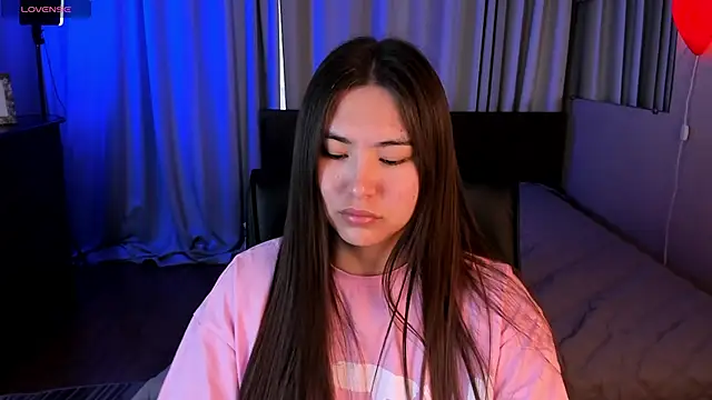 Snapshot of IceIcebabe_ chatting on May 25, 2026, 1:00 am IceIcebabe online show from May 25, 2026, 1:00 am