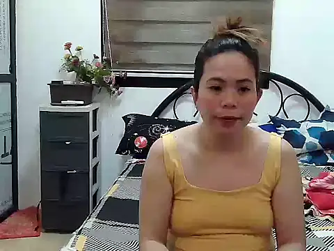 Snapshot of sweetciendy chatting on April 3, 2026, 6:39 pm sweetciendy online show from April 3, 2026, 6:39 pm