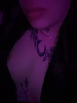 Candy lll online show from March 18, 2026, 9:40 pm