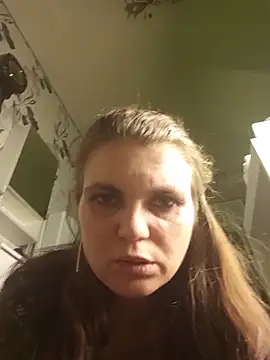 Snapshot of -MilfAnn- chatting on March 20, 2026, 4:23 pm -MilfAnn- online show from March 20, 2026, 4:23 pm