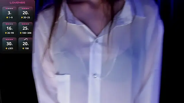 Snapshot of Emily_Nelsonn chatting on July 11, 2026, 5:04 pm Emily Nelsonn online show from July 11, 2026, 5:04 pm