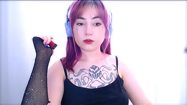 MistressEdith online show from May 27, 2026, 1:57 am