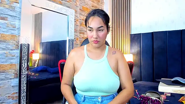 SammyEvanns  online show from April 16, 2026, 2:12 am