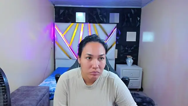 SammyEvanns  online show from July 24, 2026, 11:14 pm