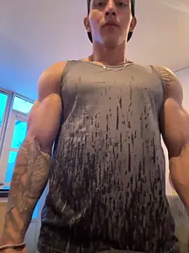 Snapshot of JAYCAM_ chatting on June 6, 2026, 2:11 pm JAYCAM online show from June 6, 2026, 2:11 pm