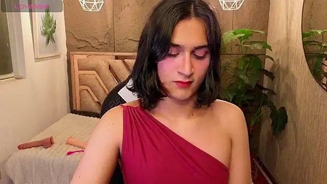 Zoee Kiss  online show from August 5, 2026, 4:59 am