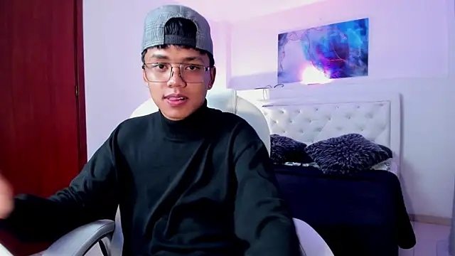 thiagosterling online show from April 29, 2026, 11:55 pm