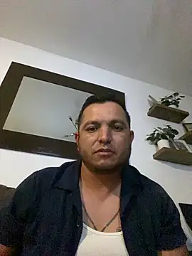 Snapshot of HOTB0Y18 chatting on April 23, 2026, 7:30 am HOTB0Y18 online show from April 23, 2026, 7:30 am