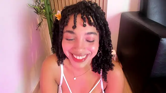 Snapshot of JazmyXXX chatting on July 1, 2026, 7:35 pm JazmyXXX online show from July 1, 2026, 7:35 pm