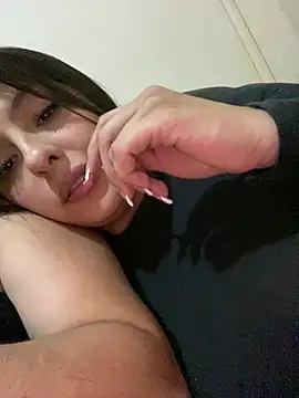 emiiross online show from July 1, 2026, 6:26 am