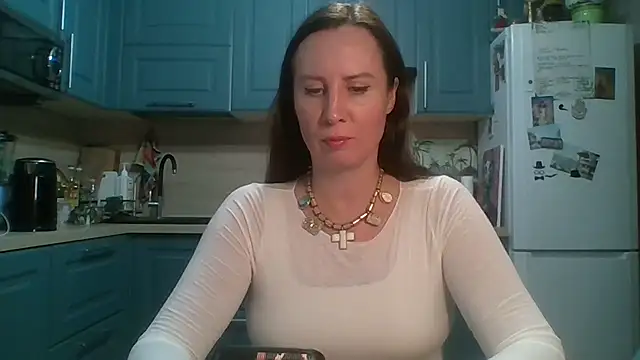 Snapshot of honey_voice chatting on March 21, 2026, 5:05 pm honey voice online show from March 21, 2026, 5:05 pm