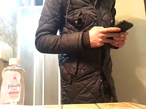 saber910 online show from April 24, 2026, 11:51 pm