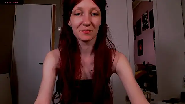 bzzz bzzz online show from April 13, 2026, 9:42 pm
