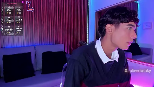 Oliver20   online show from March 24, 2026, 4:17 am