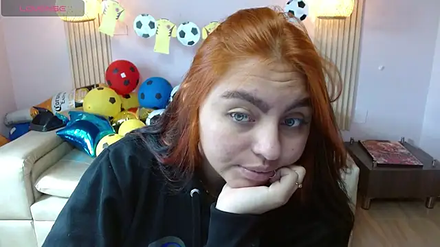 Snapshot of Miley_Clarck chatting on July 13, 2026, 1:58 pm Miley Clarck online show from July 13, 2026, 1:58 pm