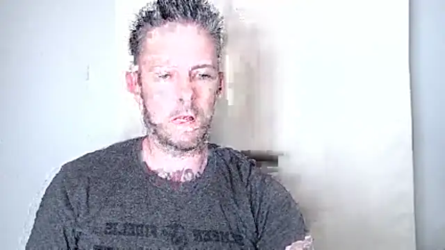 Snapshot of SkylarrGrey chatting on March 21, 2026, 6:40 am SkylarrGrey online show from March 21, 2026, 6:40 am