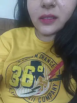 neelam rawat online show from May 17, 2026, 11:12 pm