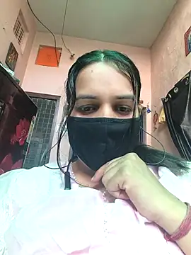 REENA-STRIP online show from April 25, 2026, 5:21 am