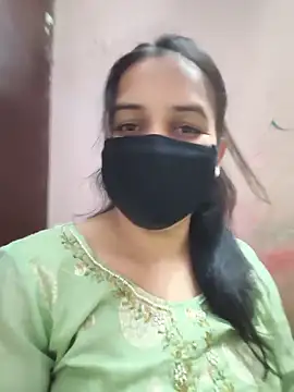 REENA-STRIP online show from May 15, 2026, 8:54 am