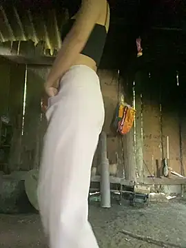 Emmi cute9x online show from July 13, 2026, 12:24 am