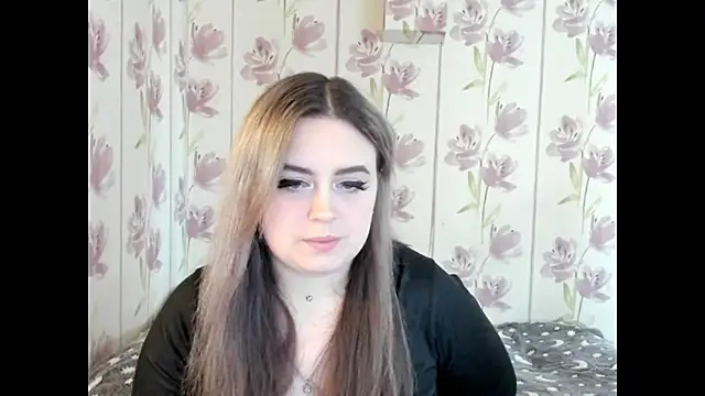 Agathameoww online show from April 13, 2026, 9:37 am