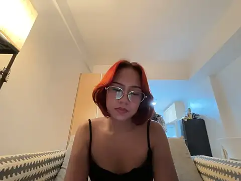 Snapshot of misscutee chatting on June 11, 2026, 2:15 pm misscutee online show from June 11, 2026, 2:15 pm