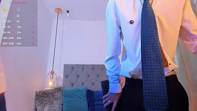 Snapshot of your_d0ll1 chatting on March 20, 2026, 5:01 am your d0ll1 online show from March 20, 2026, 5:01 am