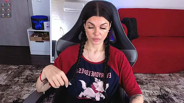 AnacondaOnn online show from July 27, 2026, 5:36 am