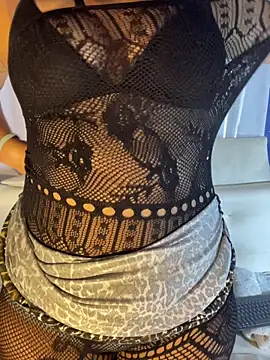 LeylaKnox online show from April 23, 2026, 6:10 pm