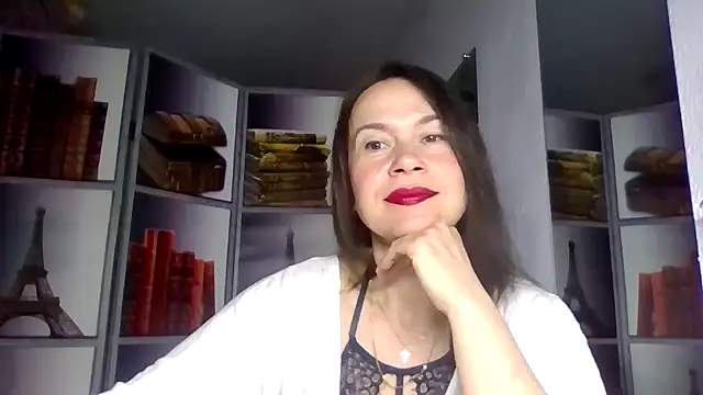 Selena Moo online show from March 26, 2026, 5:35 am