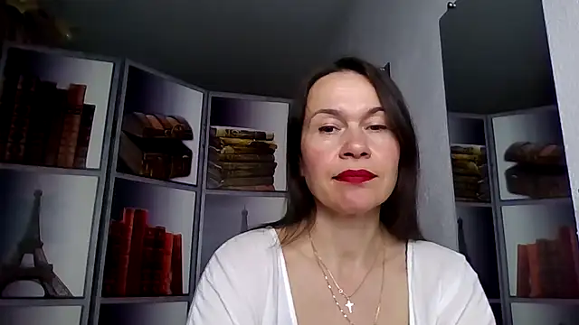 Selena Moo online show from April 12, 2026, 6:51 am
