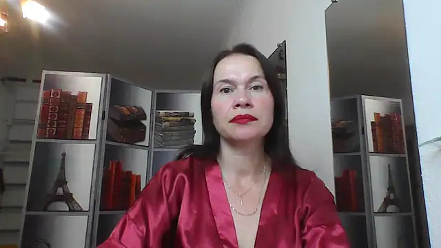 Snapshot of Selena_Moo chatting on June 23, 2026, 9:29 am Selena Moo online show from June 23, 2026, 9:29 am