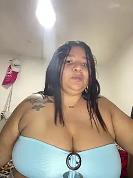 Luciona-Xxx online show from March 20, 2026, 2:38 am