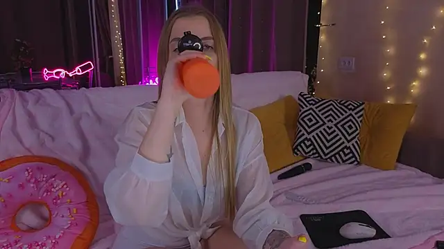 NashaDashaaa online show from March 28, 2026, 12:54 am