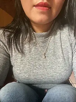 Snapshot of Annaxyz chatting on March 22, 2026, 7:34 am Annaxyz online show from March 22, 2026, 7:34 am