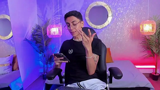 Gio carangi online show from April 16, 2026, 2:56 am