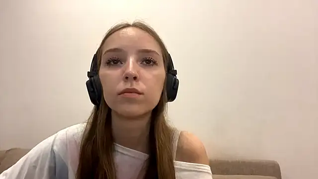 Snapshot of TanjaBrounson chatting on March 20, 2026, 3:06 pm TanjaBrounson online show from March 20, 2026, 3:06 pm