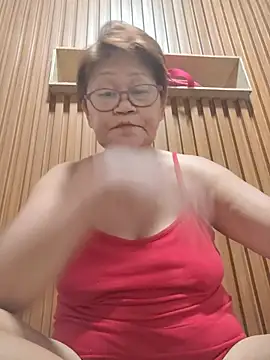 Sunflower1956 online show from July 26, 2026, 8:43 am