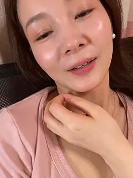 Snapshot of Tingting-rd chatting on June 16, 2026, 10:51 am Tingting-rd online show from June 16, 2026, 10:51 am