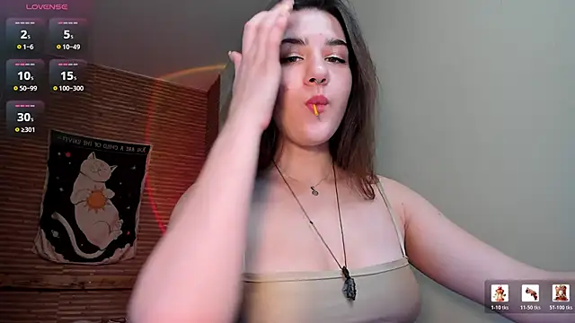 Snapshot of Elly__Green chatting on April 22, 2026, 2:14 am Elly Green online show from April 22, 2026, 2:14 am