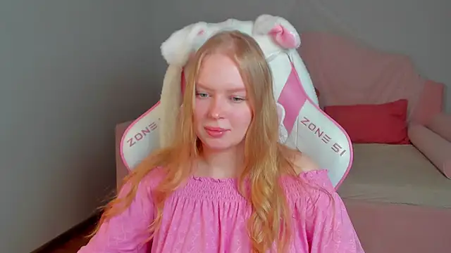 BellaVenatrix online show from April 2, 2026, 8:23 am